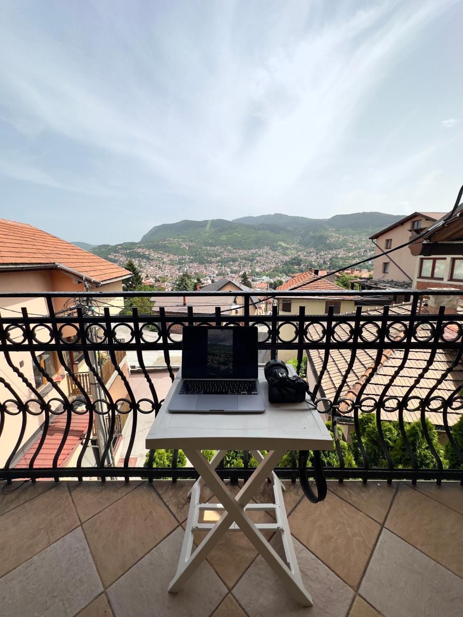 One Love Sarajevo Bagian luar foto