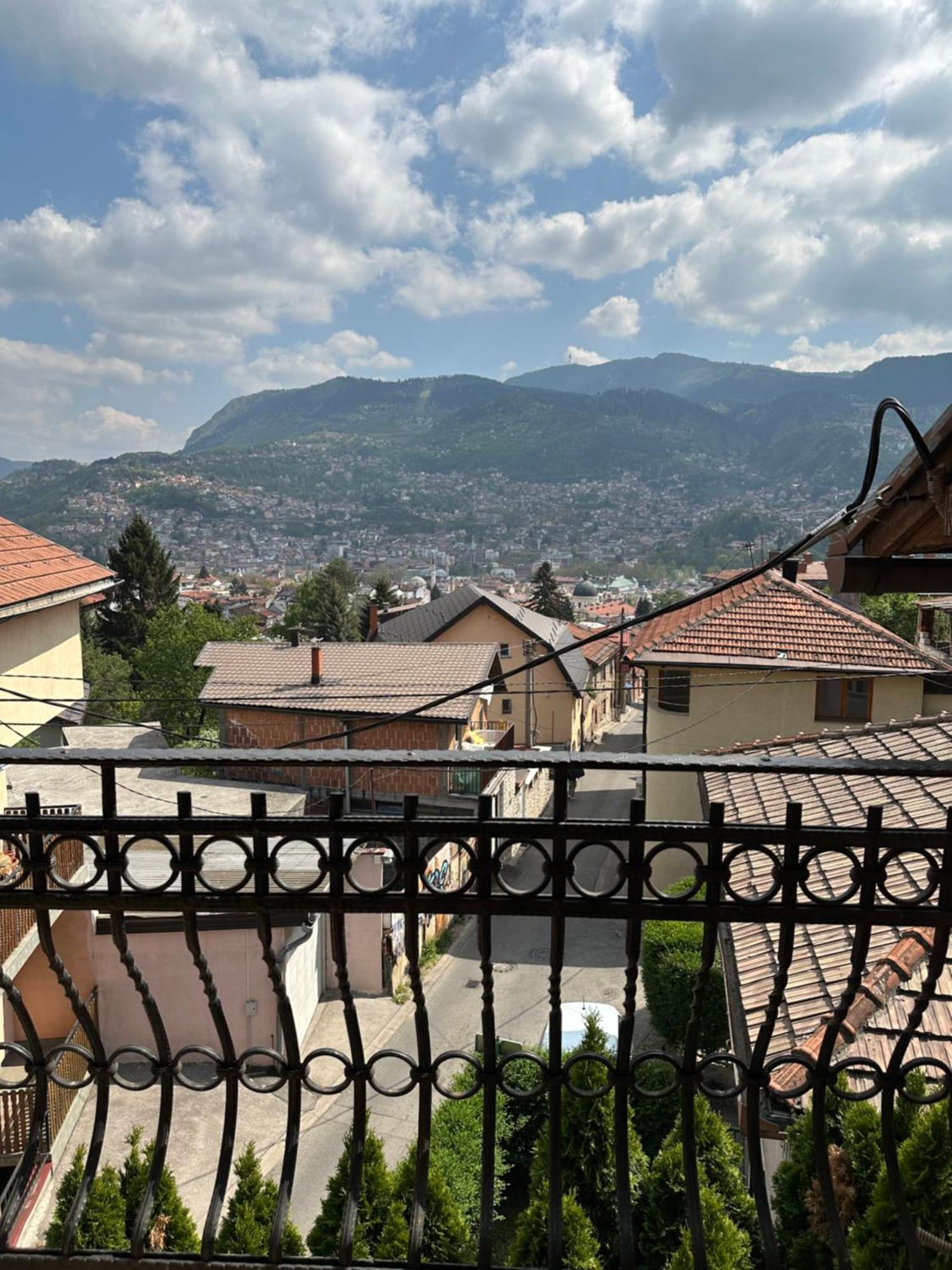 One Love Sarajevo Bagian luar foto